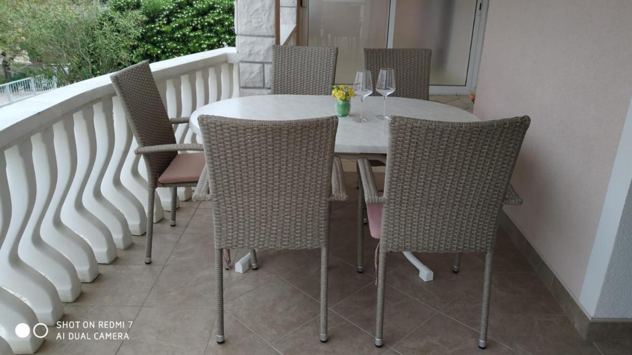 Apartmani Piskoric Vir Buitenkant foto